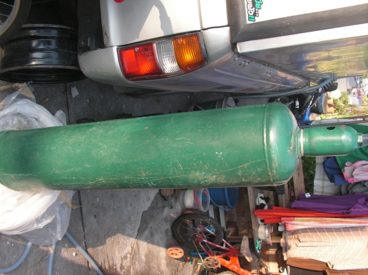 ถังเหล็ก(พี่ที่อยู่อรัญประเทศรับไปดูเเลต่อเเล้วครับ) ถังเหล็ก(พี่ที่อยู่อรัญประเทศรับไปดูเเลต่อเเล้วครับ)