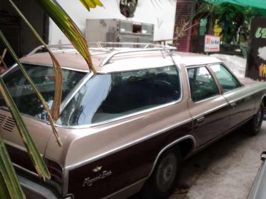Chevrolet Kingswood Estate Wagon