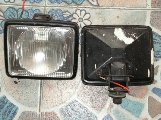 ไฟสปรอทไลค์เหลี่ยม1คู่(พี่ฐาปกรณ์อยู่นครปฐมรับไปดูเเลต่อแล้วครับ) ไฟสปรอทไลค์เหลี่ยม1คู่(พี่ฐาปกรณ์อยู่นครปฐมรับไปดูเเลต่อแล้วครับ)