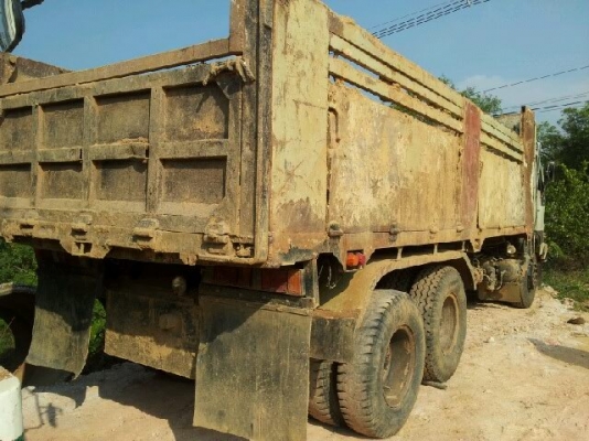 10ล้อดั้มFM3M 240แรง ดั้มหน้าพระลาน รถห้างแท้เดิมๆ