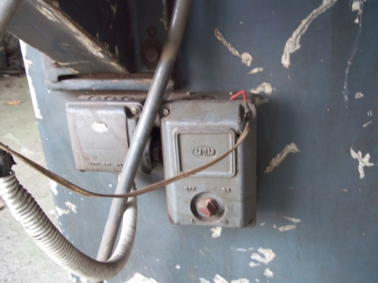 เครื่องกัดเหล็ก ใส่ใบมีดคัดเตอร์ 23000