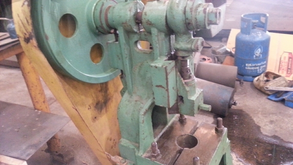 ขายเครื่องปั้มตัวเล็ก สภาพใหม่ เก็บเก่า ขายด่วน 15500