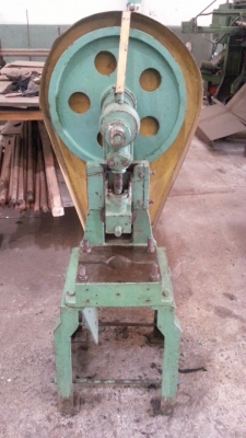 ขายเครื่องปั้มตัวเล็ก สภาพใหม่ เก็บเก่า ขายด่วน 15500