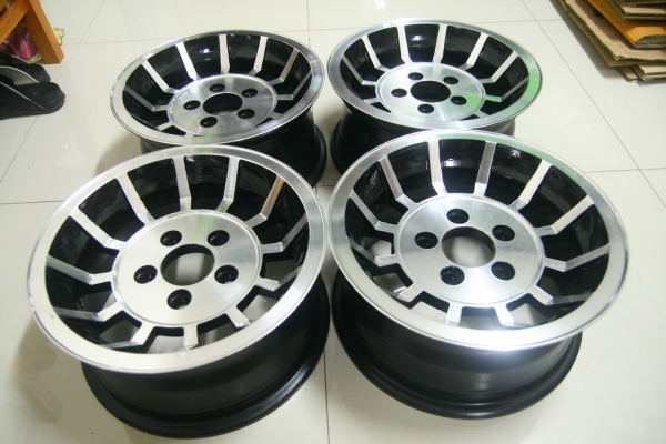 ล้อแม็ก5รูมาสด้า แฟมมิลี่