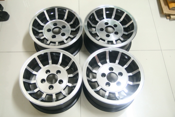 ล้อแม็ก5รูมาสด้า แฟมมิลี่