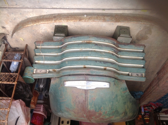 Hood gill bum chevy1950
