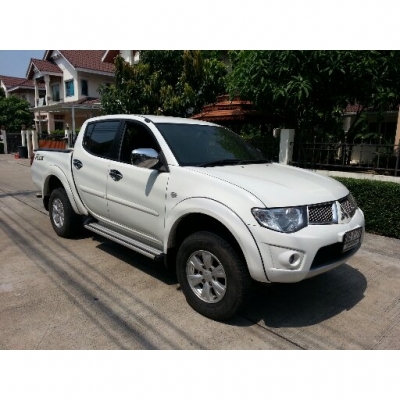 2010 Triton 2.5 Plus 4Door Auto ขวามุก ตัวTop