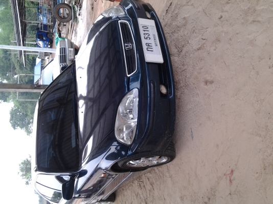 HONDA CIVIC1.5 ตาโตปี 40 เกียร์ธรรมดา สีเขียวเดิมบาง เบาะกำมะหยี่ กะจกไฟฟ้า เพาเวอร์