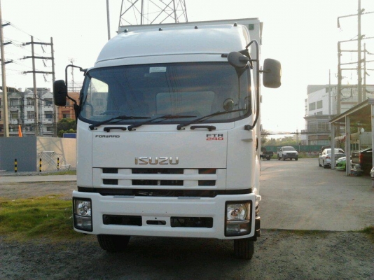 ขายรถบรรทุกใหม่ป้ายแดง   รับรถเลยบางรุ่น