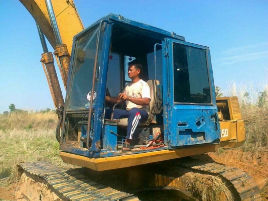 ขายรถแบคโฮ KOMATSU PC 150-3 เครื่องเดิมปั้มเดิมโซ่หนาเอวแน่นเอกสารสัญญาซื้อขาย