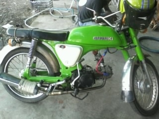A 100 เดิมๆ ต้องการขายครับ รถมีทะเทียน  สนใจ 0807988282 กบ