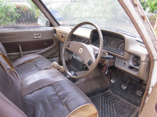 Toyota ม้ากระโดด RN40 เบนซิน 5ขอ ปี 1981