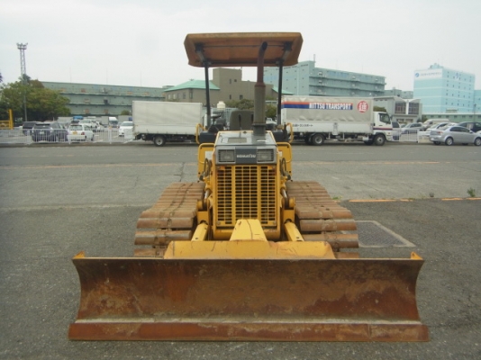 ขายด่วน รถแทรคเตอร์ตีนตะขาบ D20P-7E เก่าญี่ปุ่นใช้งานมา 2000 ชม. เครื่องปั้มดี ช่วงล่างเต็ม สวยมาก ๆๆ ขายด่วน รถแทรคเตอร์ตีนตะขาบ D20P-7E เก่าญี่ปุ่นใช้งานมา 2000 ชม. เครื่องปั้มดี ช่วงล่างเต็ม สวยมาก ๆๆ