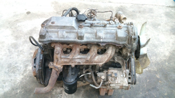 ขายเครื่องยนต์ดีเซล TOYOTA 2L