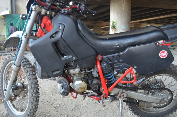 ขาย KAWASAKI  KDX200 มีทะเบียนจ้า