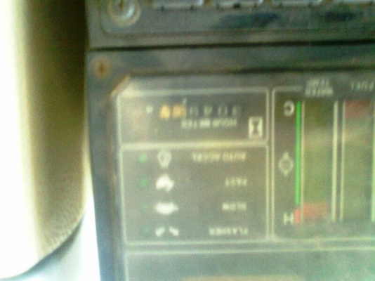 ขายด่วน..รถแบคโฮ KOBELCO SK120 M3 รถสภาพสวยสด เก่าญี่ปุ่นแท้ เลขชั่วโมง 3,0xx ชั่วโมง มีใบอินวอยล์.