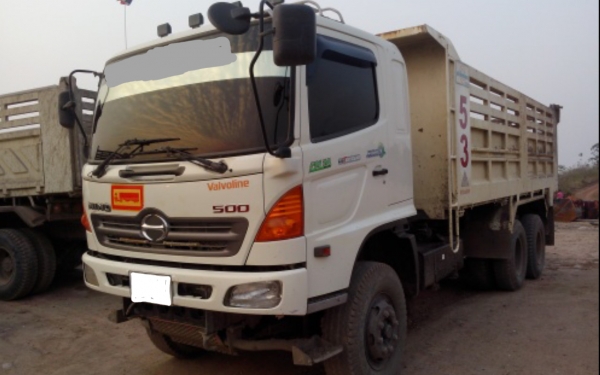 HINO MAGA500  ปี 2553 ใช้งานมาแล้ว 7x,xxx กม  ไม่เคยเกิดอุบัติเหตุค่ะ