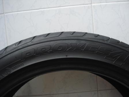 ขายยาง TOYO  JAPAN 205-45-17 1 คู่ถูกๆปี 2011ดอกหนาๆ