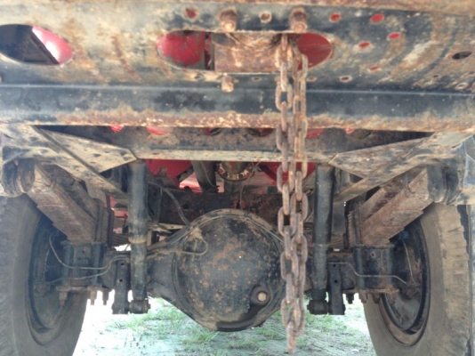 รถอิซูซุ 6 ล้อ บรรทุกน้ำมัน 115 แรงม้า ( รถห้างแท้ )  สนใจติดต่อ 081 - 6079515