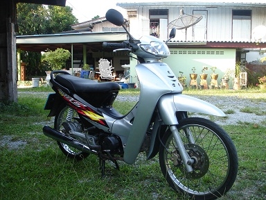 ขาย honda wave100 ปี48 ไมล์ฟ้า เครื่องดี  สวยๆ