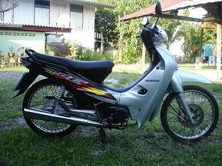 ขาย honda wave100 ปี48 ไมล์ฟ้า เครื่องดี  สวยๆ
