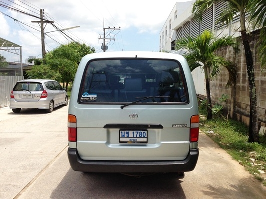 ขายรถตู้ Commuter ช่วงยาว เครื่อง 3000cc. พร้อมใช้งาน