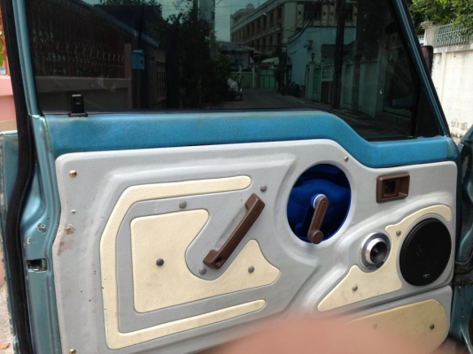 ขายรถตู้HIACEเครื่อง 2J แก๊ส lpg 2 ระบบ เกียรออโต้ พวงมาลัยเพาเวอรเอกสารครบโอนพร้อม