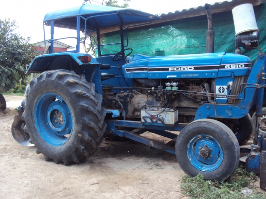 ขาย ฟอร์ด 68 t3 ถูกๆ  ลดเหลือ 200,000  ต่อรองได้