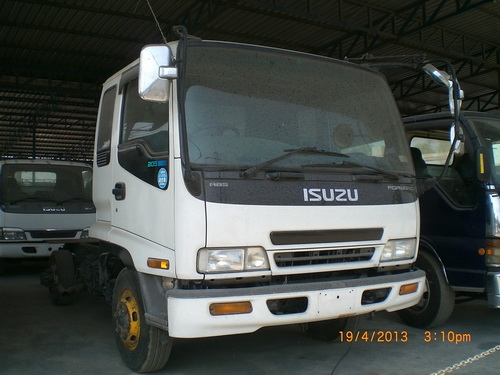 6 ล้อใหญ่ช่วงสั้น เก่านอก 205 แรงม้า ราคา 910,000 บาท