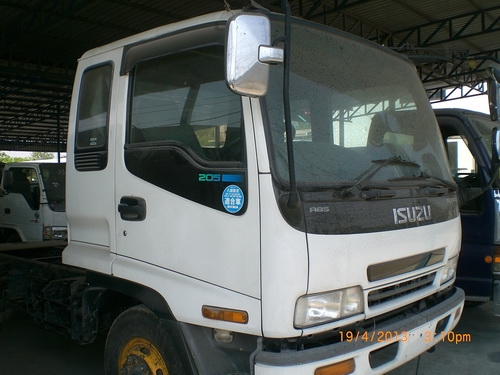 6 ล้อใหญ่ช่วงสั้น เก่านอก 205 แรงม้า ราคา 910,000 บาท