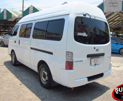 NISSAN URVAN ปี 03 ตู้หลังคาสูง ดาวน์ 8,000 ไม่ต้องมีคนค้ำ T.086-527-9533