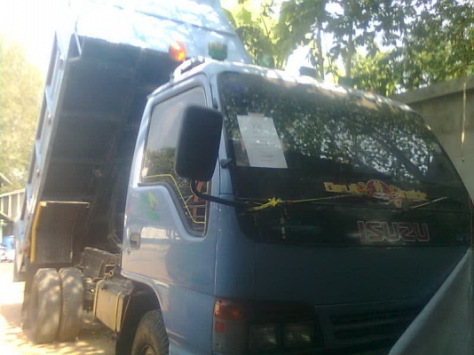 ขาย6ล้อดั้ม120 ฝาขาว