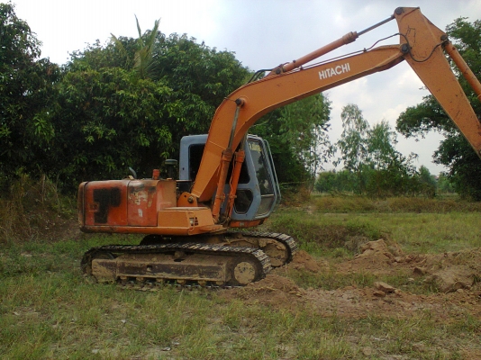 ขายhitachi 100-2 โซ่ดี เครื่องดี ไฟฟ้าครบ เก็บรั่วซึมแล้ว