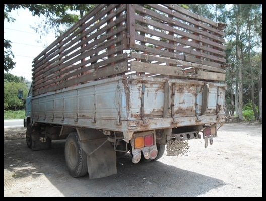 6 ล้ออีซูซุ 120 แรง เครื่องดี สภาพสวยๆ