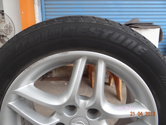 ขายล้อแม็กพร้อมยาง NISSAN SKYLINE R16