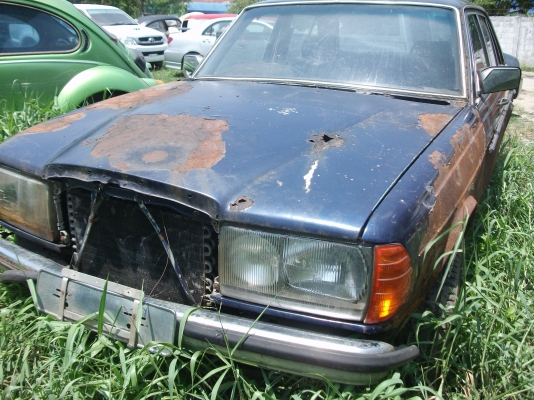 ขาย Ben-123-แบบ 230 รถขับไม่ได้ของครบมีทะเบียนขาดปี46 ขายตามสภาพครับ