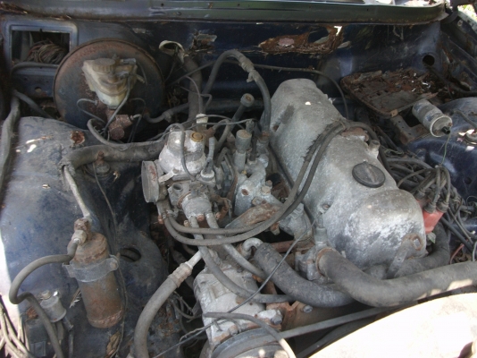 ขาย Ben-123-แบบ 230 รถขับไม่ได้ของครบมีทะเบียนขาดปี46 ขายตามสภาพครับ