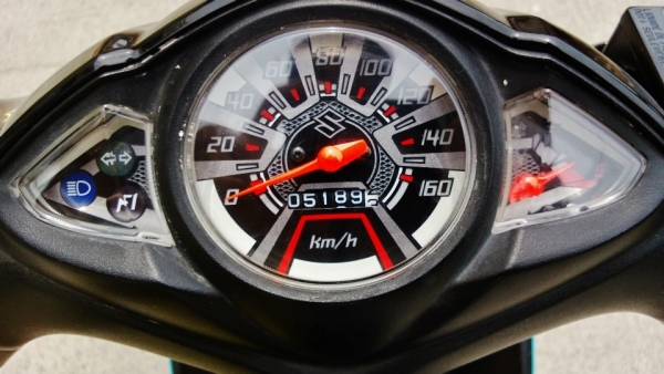 (หัวฉีด) SKYDRIVE 2012 ตัว TOP ล้อแม๊ค เดิมๆขายถูกๆๆๆๆ และยังต่อรองได้ (หัวฉีด) SKYDRIVE 2012 ตัว TOP ล้อแม๊ค เดิมๆขายถูกๆๆๆๆ และยังต่อรองได้