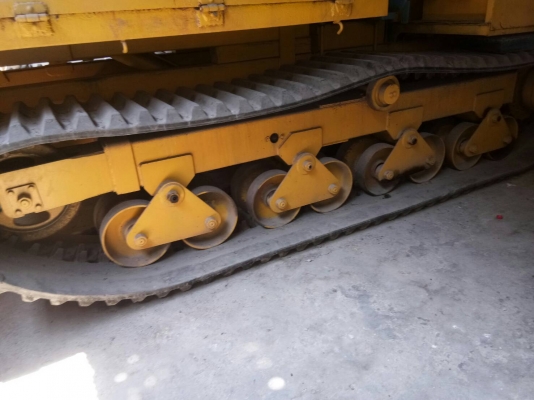 ต้องการขายด่วน !! รถล้อยาง สภาพพร้อมใช้ นำเข้าจากอเมริกา