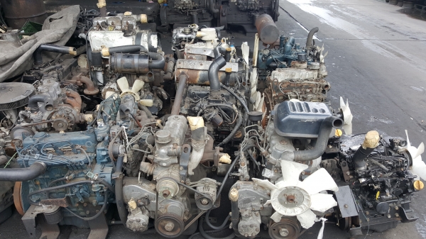 เครื่องยนต์ดีเซล เล็ก 2สูบ3สูบ ปั่่่นไฟ ปั่นแอร์ ปั่นลม ปั้มน้ำ