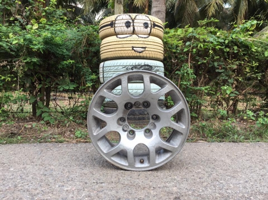 ขายล้อแม็กเก่าญี่ปุ่น ISUZU VEGA ขอบ 15 2 ล้อ ราคา 1,900 บาท ราคาถูกๆๆจร้า ขายล้อแม็กเก่าญี่ปุ่น ISUZU VEGA ขอบ 15 2 ล้อ ราคา 1,900 บาท ราคาถูกๆๆจร้า