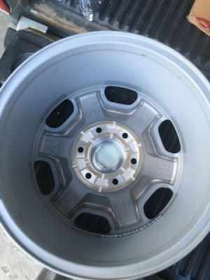 ขายแมกซ์ฟอร์ด ขอบ 17 กว้าง8นิ้ว 6รู สภาพใหม่มาก