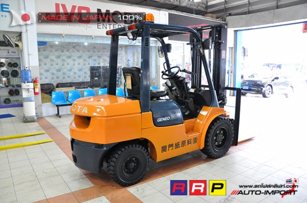 ขายรถโฟล์คลิฟท์มือสอง TOYOTA รุ่น 7FD30-18102 นำเข้าจากประเทศญี่ปุ่น 100\% ไม่เคยใช้งานในไทย ขายรถโฟล์คลิฟท์มือสอง TOYOTA รุ่น 7FD30-18102 นำเข้าจากประเทศญี่ปุ่น 100\% ไม่เคยใช้งานในไทย