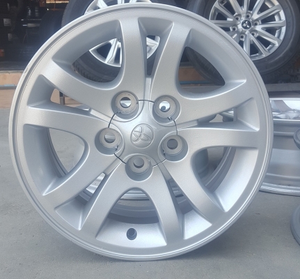 ขายล้อ Toyota Tiger ขอบ15  5รู114  4 ล้อ