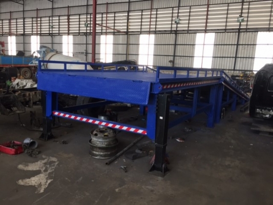 ขายMobile Ramp สะพานโหลดสินค้า สะพานโหลดสินค้าสำหรับโฟล์คลิฟท์ สะพานปรับระดับ ขายสะพานขึ้นตู้คอนเทนเนอร์ สะพานขึ้นรถบรรทุก สะพานขึ้นแม๊กโคร มือ2ใช้งานไม่ถึง10ครั้ง คานคู่รับน้ำหนักได้10ตัน กว้าง2.50เมตร ยาว12.60เมตร ถอดแยกได้2ชิ้น ขายMobile Ramp สะพานโหลดสินค้า สะพานโหลดสินค้าสำหรับโฟล์คลิฟท์ สะพานปรับระดับ ขายสะพานขึ้นตู้คอนเทนเนอร์ สะพานขึ้นรถบรรทุก สะพานขึ้นแม๊กโคร มือ2ใช้งานไม่ถึง10ครั้ง คานคู่รับน้ำหนักได้10ตัน กว้าง2.50เมตร ยาว12.60เมตร ถอดแยกได้2ชิ้น