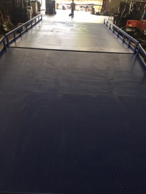 ขายMobile Ramp สะพานโหลดสินค้า สะพานโหลดสินค้าสำหรับโฟล์คลิฟท์ สะพานปรับระดับ ขายสะพานขึ้นตู้คอนเทนเนอร์ สะพานขึ้นรถบรรทุก สะพานขึ้นแม๊กโคร มือ2ใช้งานไม่ถึง10ครั้ง คานคู่รับน้ำหนักได้10ตัน กว้าง2.50เมตร ยาว12.60เมตร ถอดแยกได้2ชิ้น ขายMobile Ramp สะพานโหลดสินค้า สะพานโหลดสินค้าสำหรับโฟล์คลิฟท์ สะพานปรับระดับ ขายสะพานขึ้นตู้คอนเทนเนอร์ สะพานขึ้นรถบรรทุก สะพานขึ้นแม๊กโคร มือ2ใช้งานไม่ถึง10ครั้ง คานคู่รับน้ำหนักได้10ตัน กว้าง2.50เมตร ยาว12.60เมตร ถอดแยกได้2ชิ้น