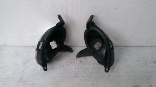 โคมไฟหน้าฟีโน่