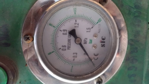 ปั๊มลมสกรู INGERSOLL RAND SSR ML15 ด่วนๆถูกๆครับ