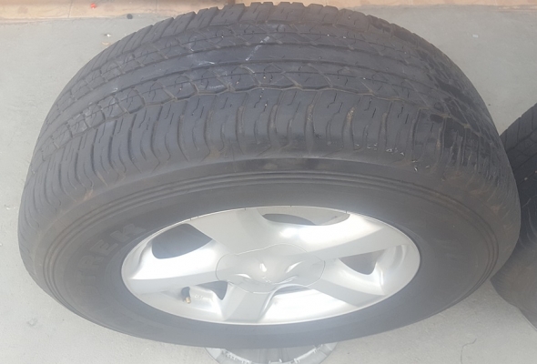 ขายล้อISUZU V Cross17 พร้อมยาง ปี 2815   4 ล้อ