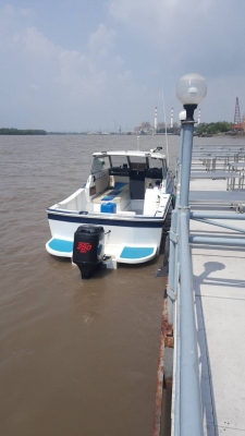 ขายเรือBayliner Hardtop 26 ft.Tel.081-9339467